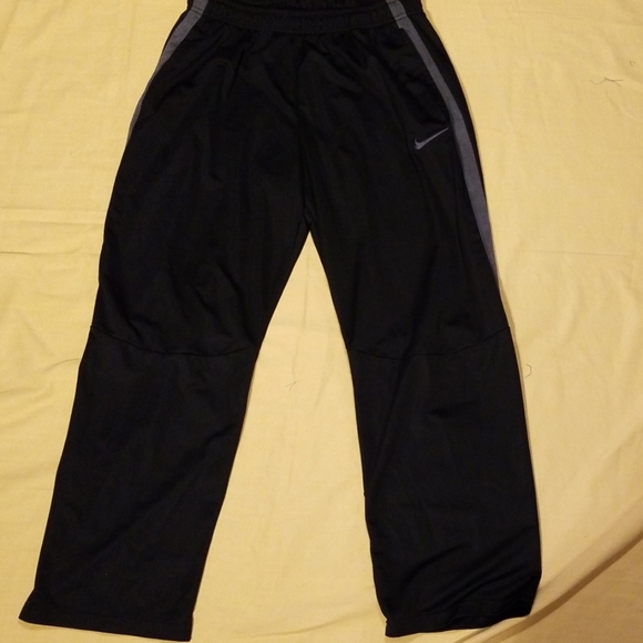 nike jogging black nike jogging black